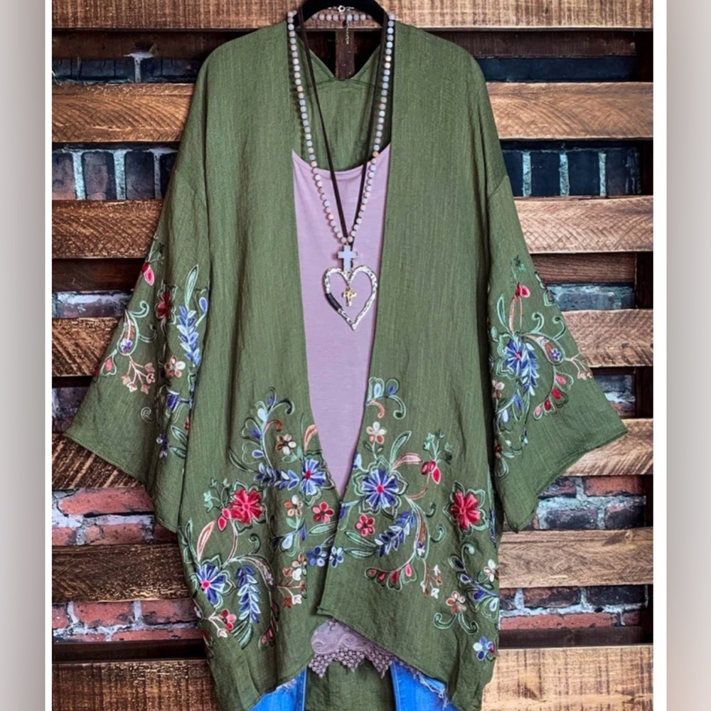 GO WITH GRACE OLIVE FLORAL EMBROIDERED KIMONO - Picture 1 of 11